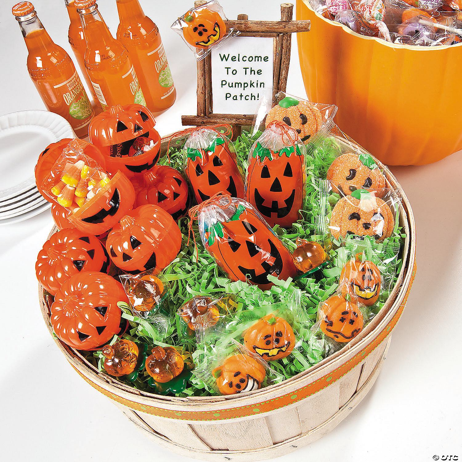 2 3/4" x 4" Bulk Mini Jack-O’-Lantern Paper Drawstring Treat Bags - 144 Pc. 5 2 3/4" x 4" Bulk Mini Jack-O’-Lantern Paper Drawstring Treat Bags - 144 Pc. - Image 3