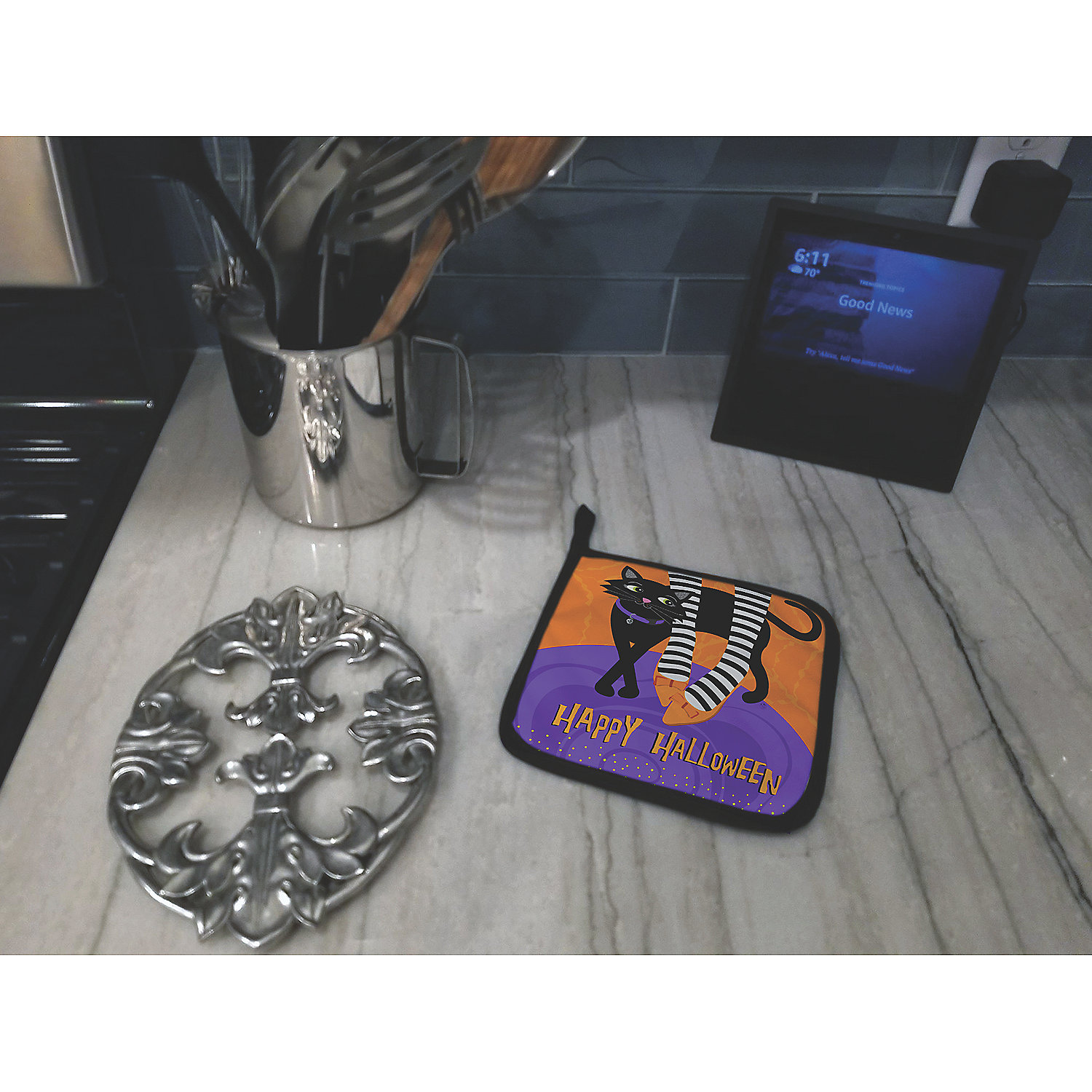 Caroline's Treasures, Halloween, Halloween Witches Feet Pair of Pot Holders, 7.5 x 7.5, 5 Caroline's Treasures, Halloween, Halloween Witches Feet Pair of Pot Holders, 7.5 x 7.5, - Image 3