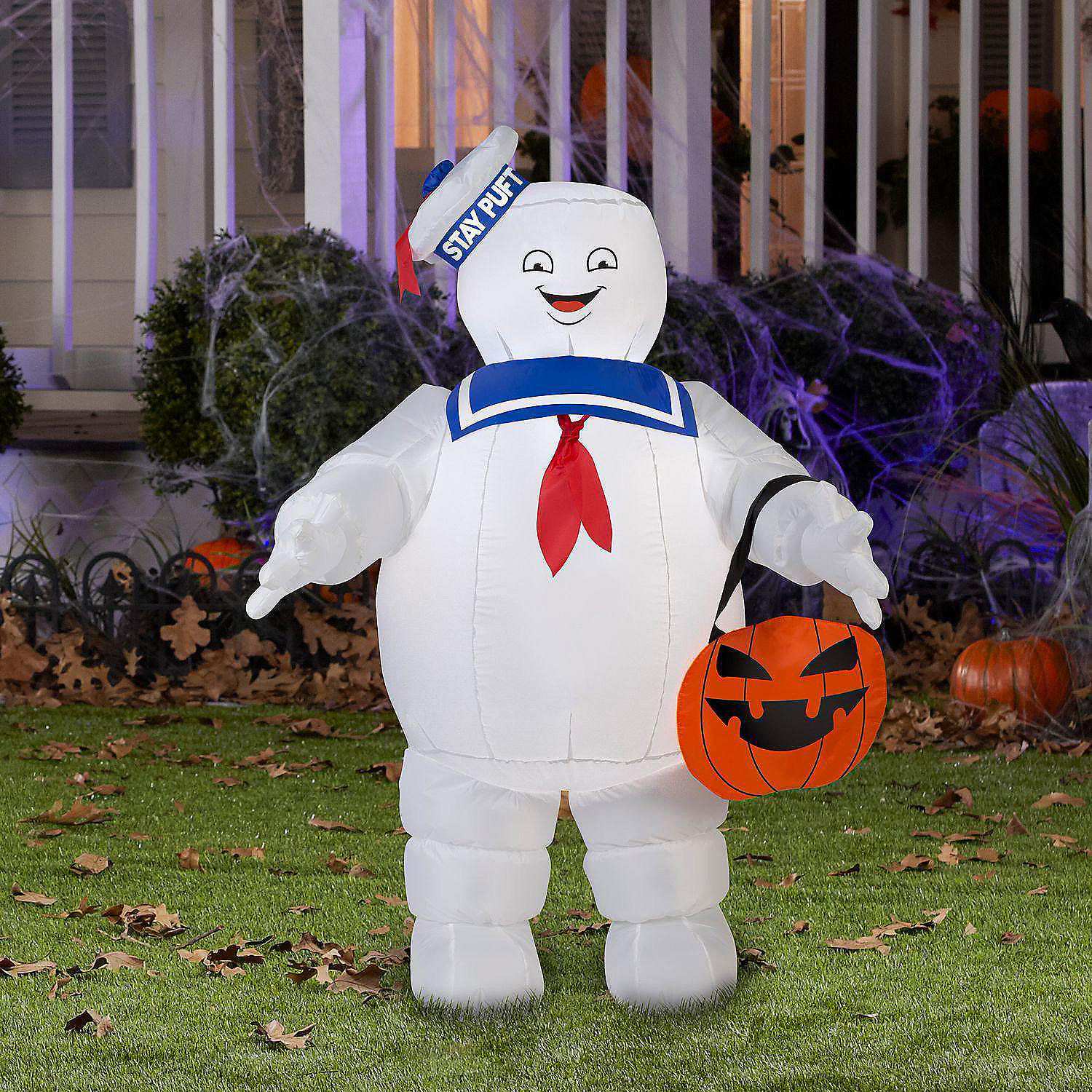 Gemmy Airblown Stay Puft with Pumpkin Tote Ghostbusters 3.5 ft Tall white 4 Gemmy Airblown Stay Puft with Pumpkin Tote Ghostbusters 3.5 ft Tall white - Image 2